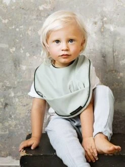 Bavoir Avec Poche ELODIE DETAILS Vert Pâle/lapin (mineral Green - Elodie Details -Produits Pour Bébé bavoir avec poche elodie details 2