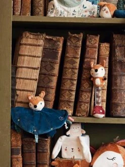 Devant -Produits Pour Bébé doudou baton de pluie foret enchantee 1