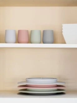 Gobelet D’apprentissage Avec Paille EZPZ Mini Cup En Silicone Rose Blush - EZPZ -Produits Pour Bébé gobelet dapprentissage avec paille ezpz mini cup en silicone 3